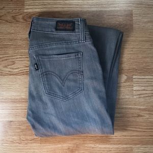 Women's Levi "Legging" Jeans